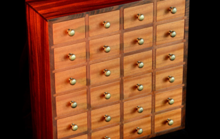Small drawer cabinet